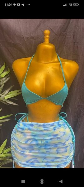 Bikini bleu à motifs