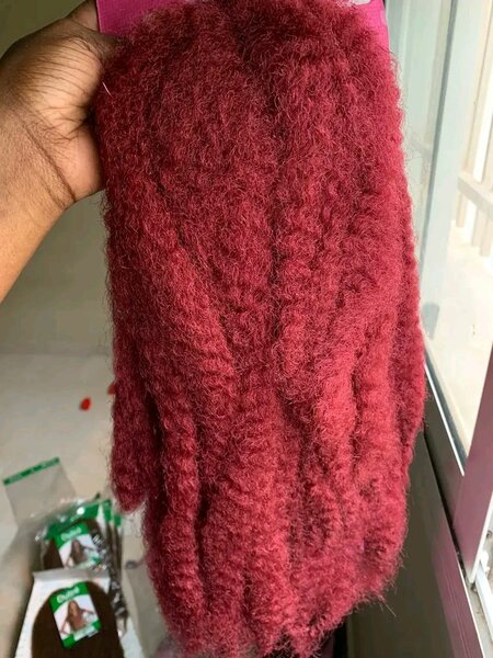 Extensions synthétiques ondulées