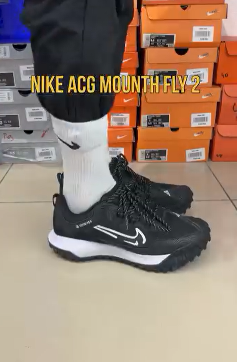 кроссовки черные 