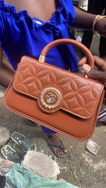 Sac à main élégant en cuir