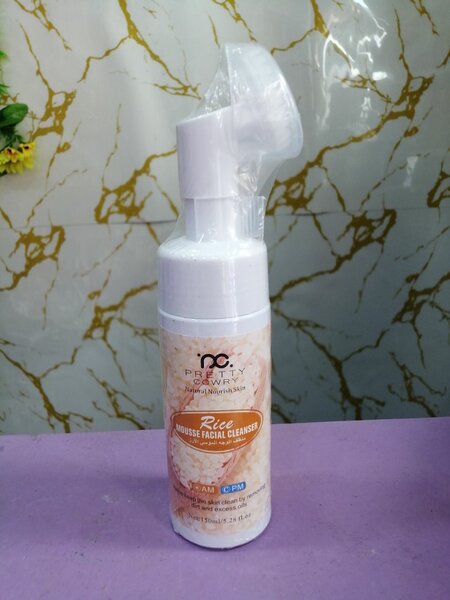 Mousse nettoyant visage