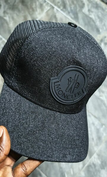 Casquette Moncler élégante