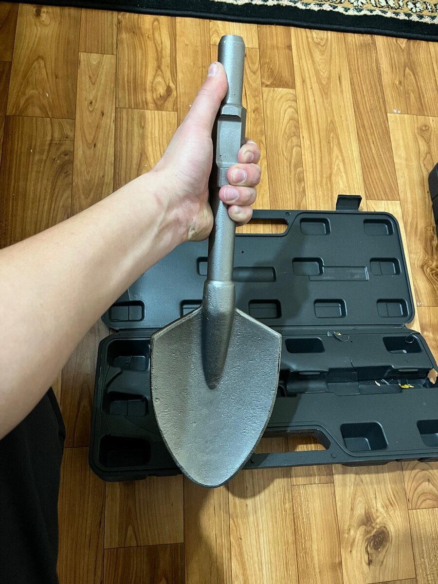 Насадка на отбойник лопата