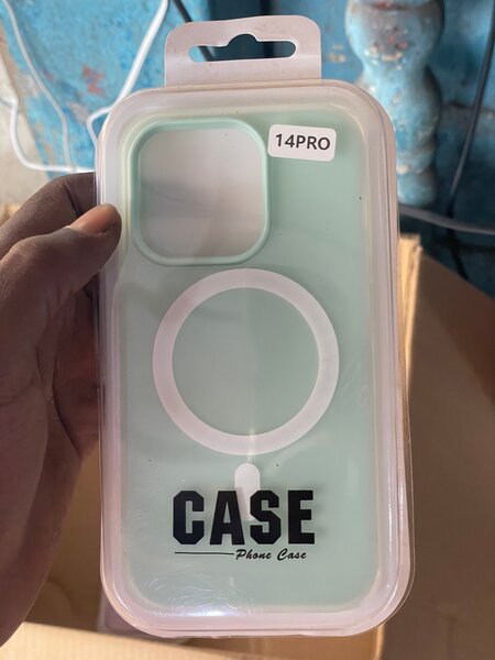 Coque MagSafe iPhone 14 Pro