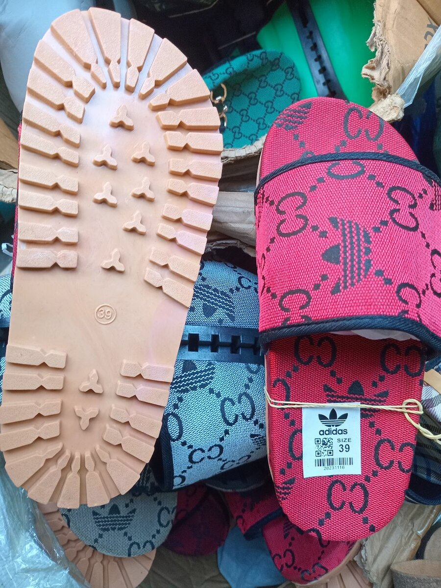 Fashionable luxury men stepper slide