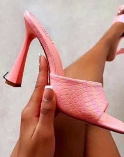 Ladies heel