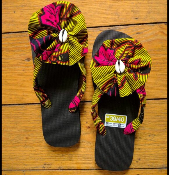 Tongs ethniques africaines