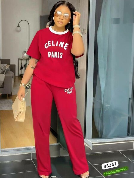 Tenue décontractée rouge femme