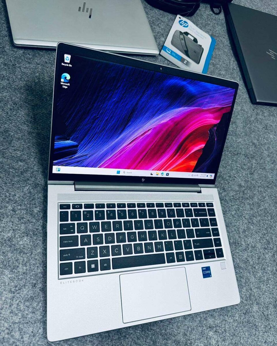 HP Elitebook 640 G10