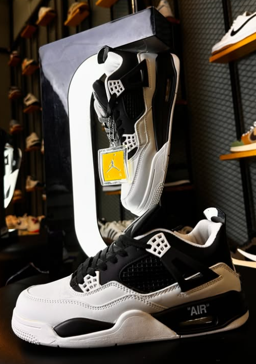 White&Black Nike Jordan