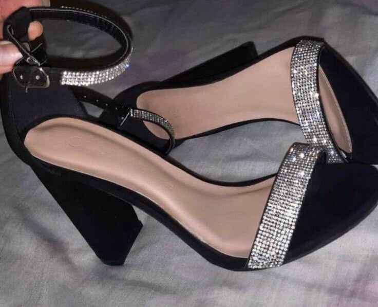 Ladies heels