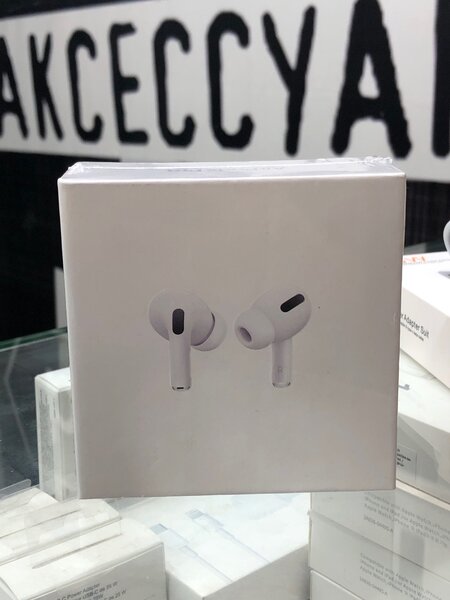 Наушники AirPods