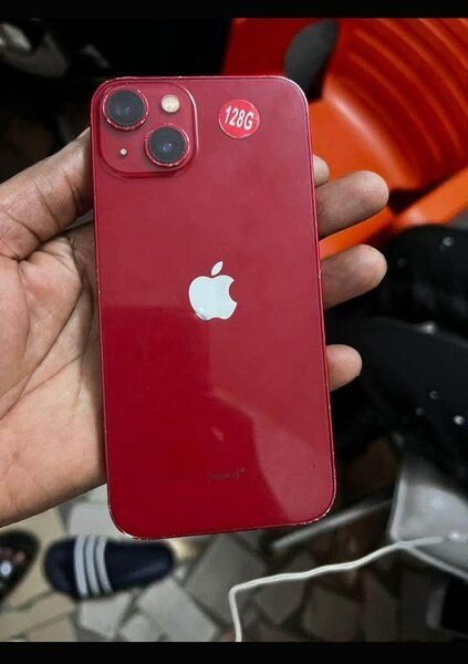 iPhone rouge 128 Go