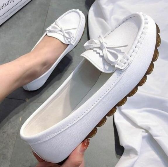 Ladies leather ballet