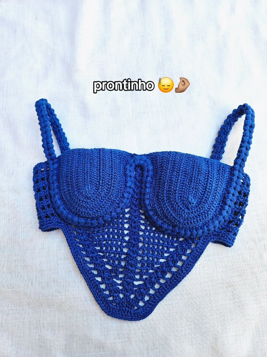 Top crochet élégant femme