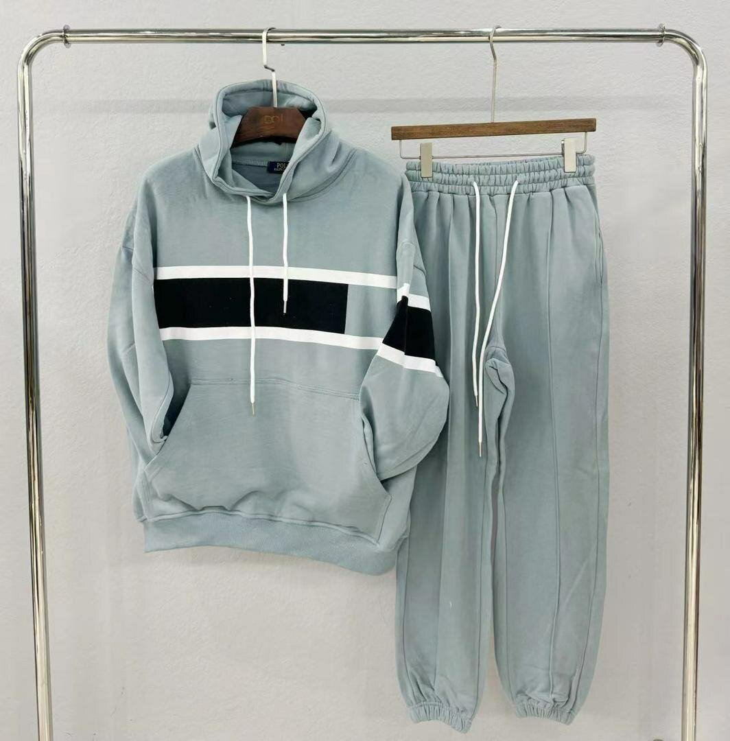 Costume de survêtement à capuche