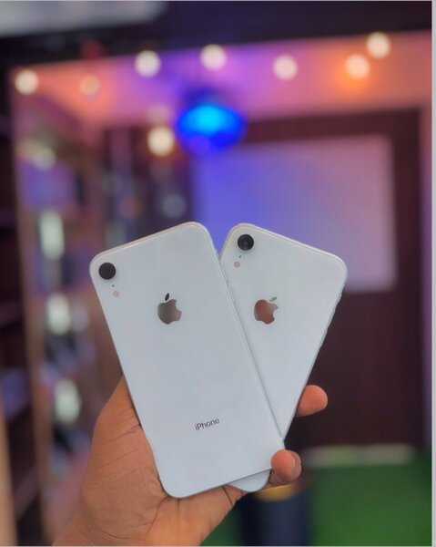 iPhone XR