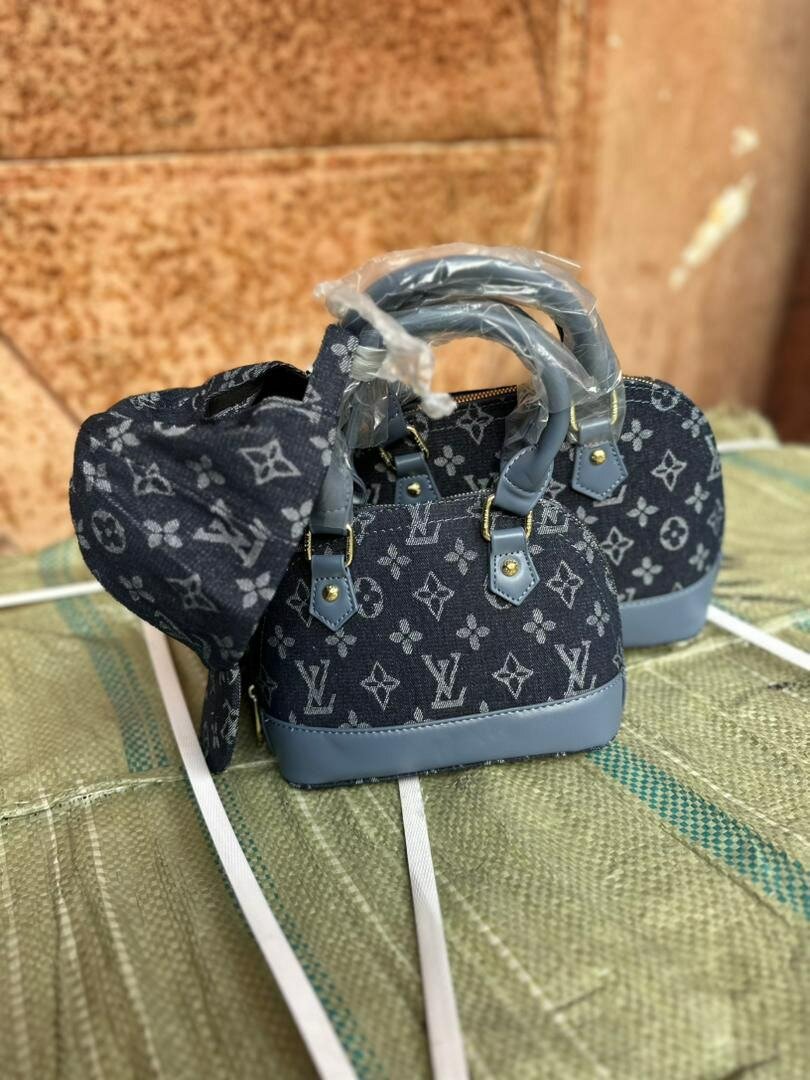 Ladies bags with Cap