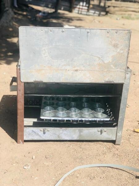 charcoal oven plus cupcake tray