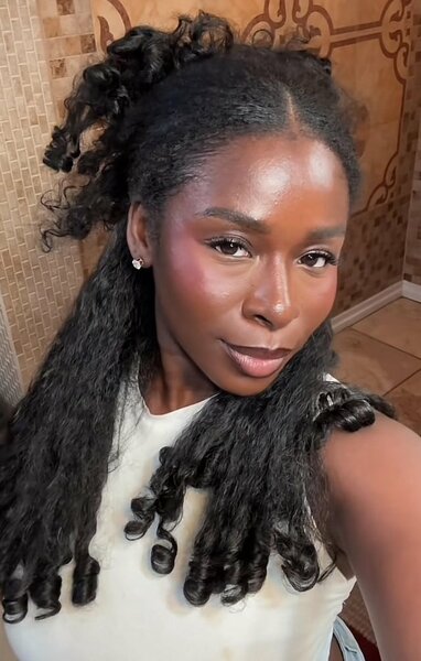 Extensions de cheveux bouclés