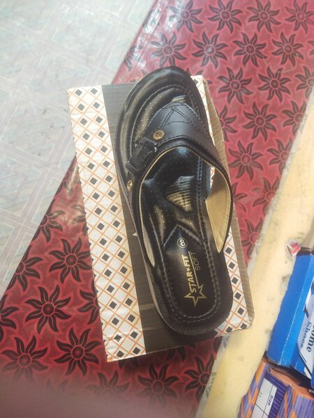 Women house slippers