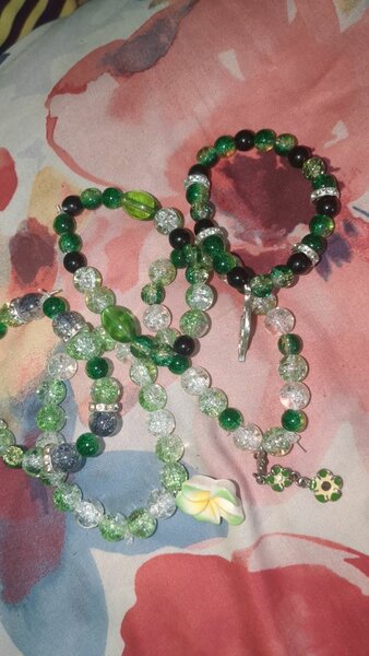 Green Crystal Beaded bracelet