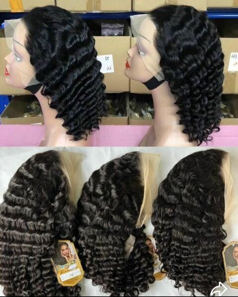 Perruque Bouclée en Dentelle