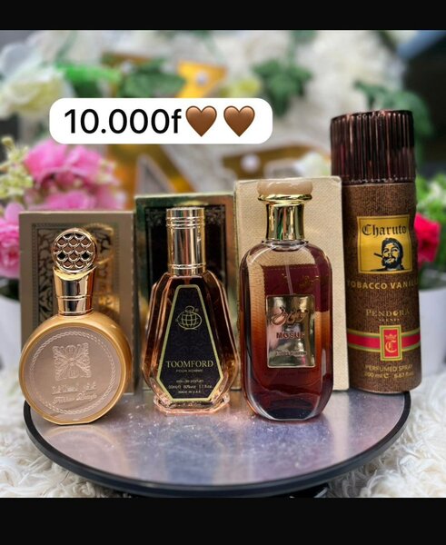 Collection de Parfums Élégants