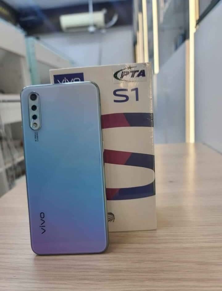 Vivo S1