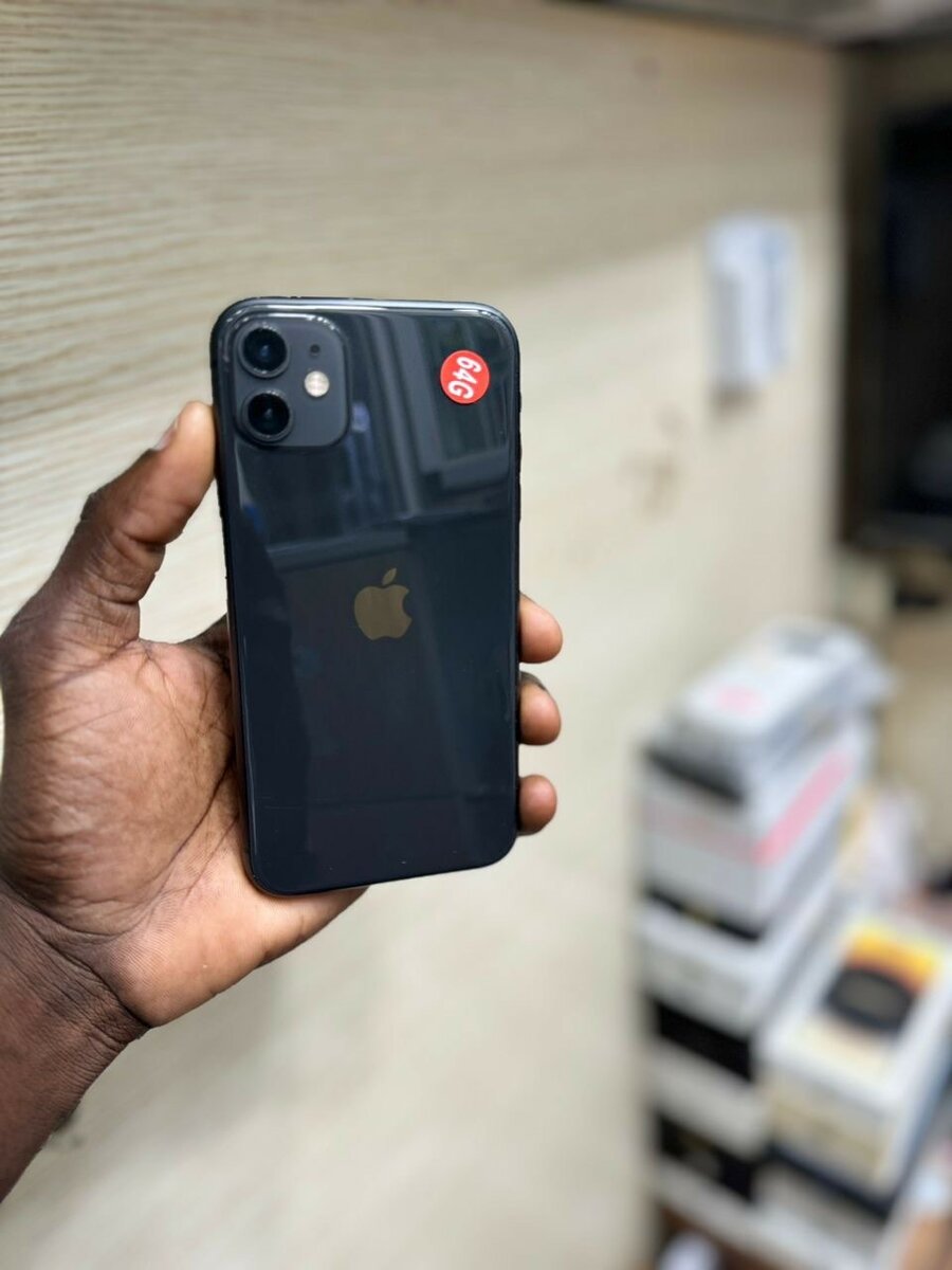 iPhone 11 64g propre