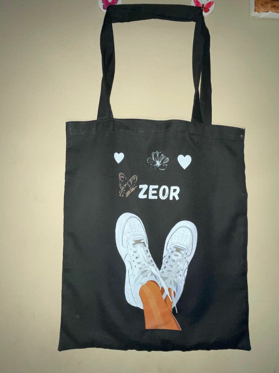 Tote bag