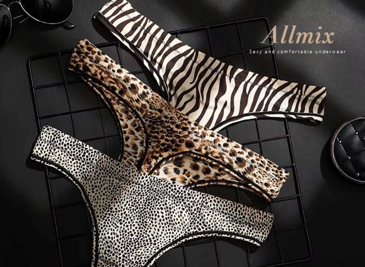 Leopard print cotton thongs