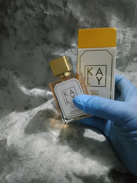 Kayali Eden Juicy Apple