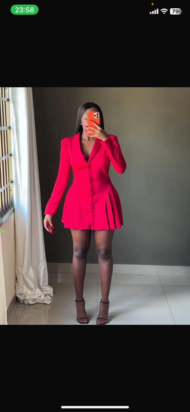 Robe blazer rouge élégante