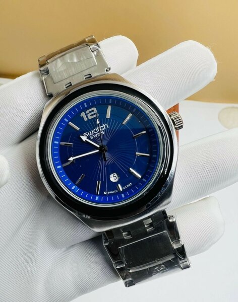 Montre bracelet en acier inoxydable Swatch