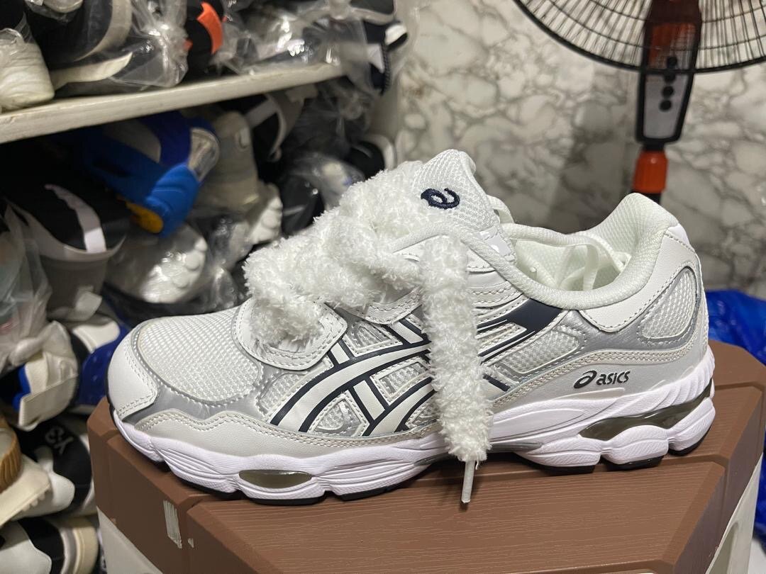Baskets Asics blanches