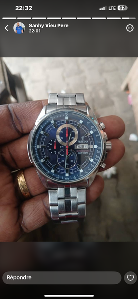 Montre Chronographe en Acier