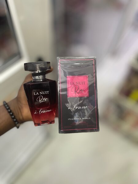 LA NUIT ROSE a l´amour