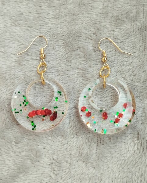 Boucle d'oreille en résine