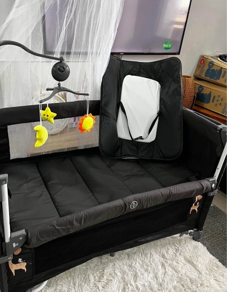 Lits d'enfant portable avec jouets