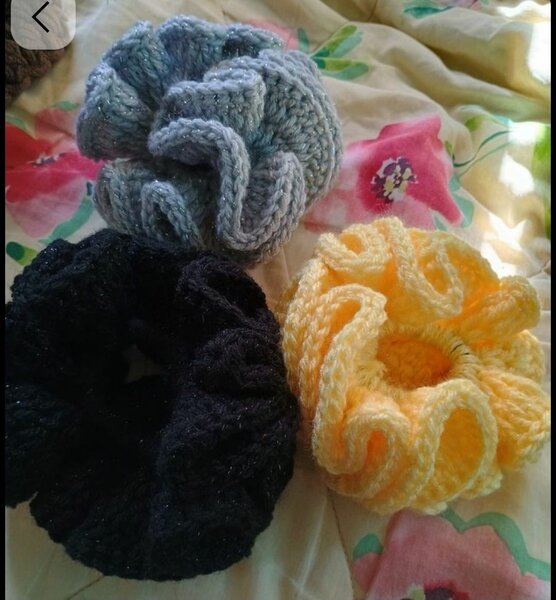 Lot de chouchous tricotés colorés