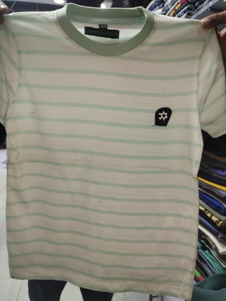 Half sleeve shirt