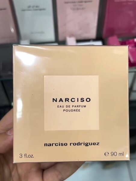 Narciso Poudrée Eau De Parfum
