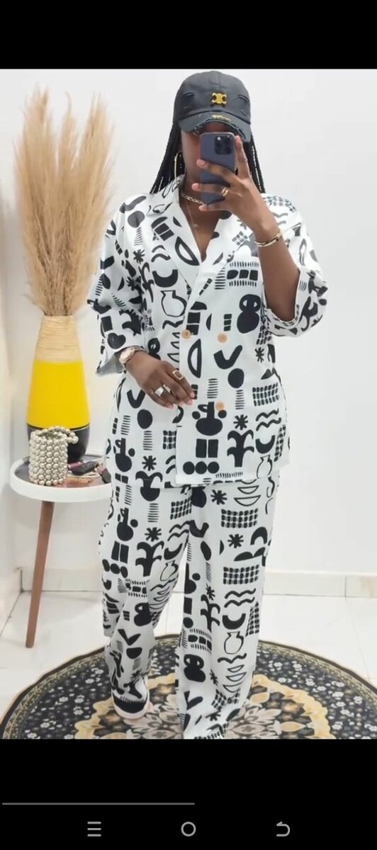 Ensemble à motifs géométriques