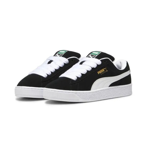 Baskets noires PUMA Suede