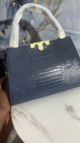 Sac à main en cuir élégant