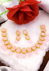 Beautiful Stone earings and necklace jewelry set