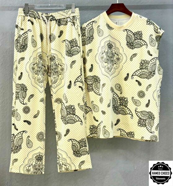 Pyjama élégant à motifs cachemire