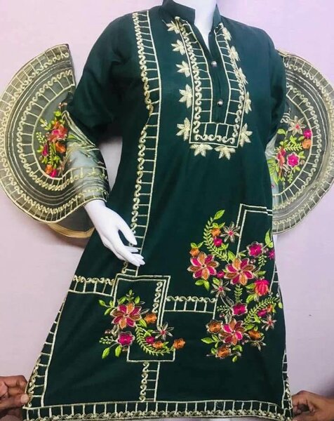 Ladies suit