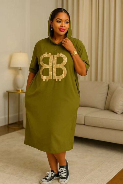Robe sweat à capuche stylée